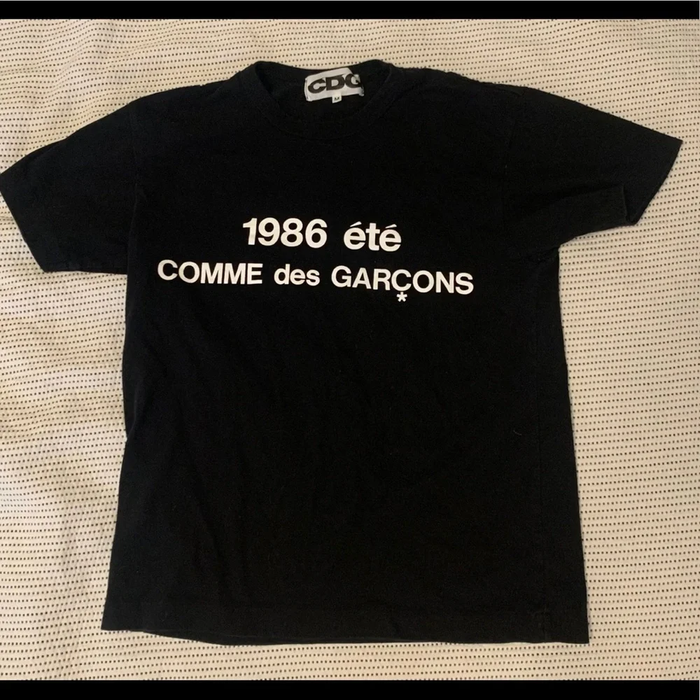 Comme des Garcons | Shirts | 986 Comme Des Garons Tee Cdg Large